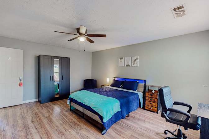 PadSplit's room