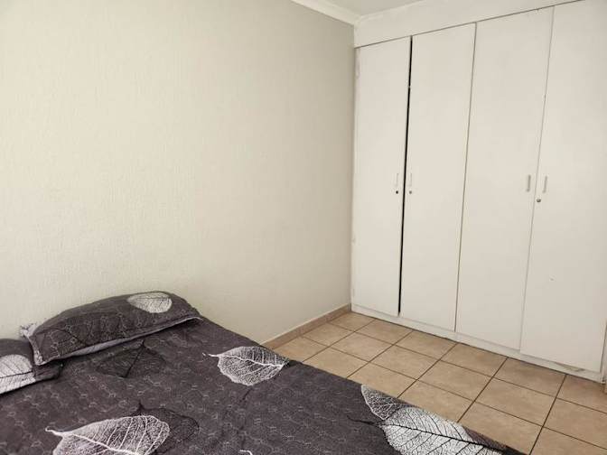 Nontobeko's room