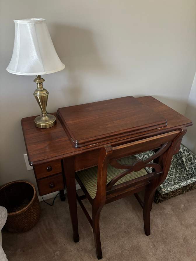 Laureen's room
