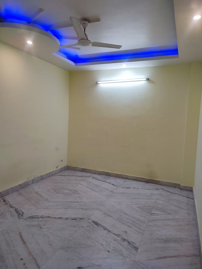 Sam Gupta's room