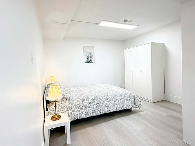Shirin's room