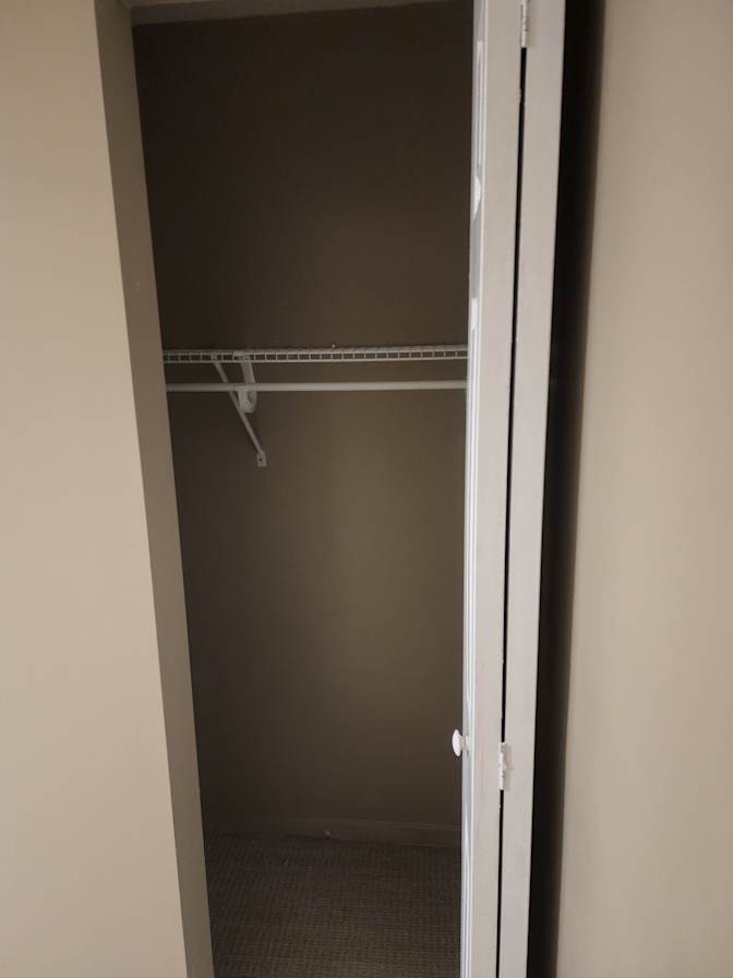 Enrique's room
