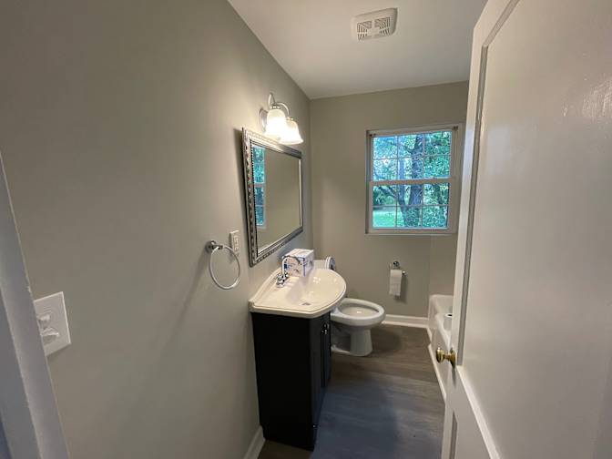 Alcove Rooms's room
