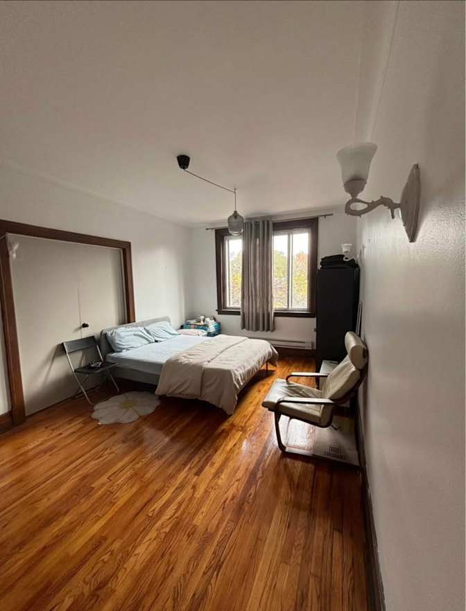 Prabhkirat's room