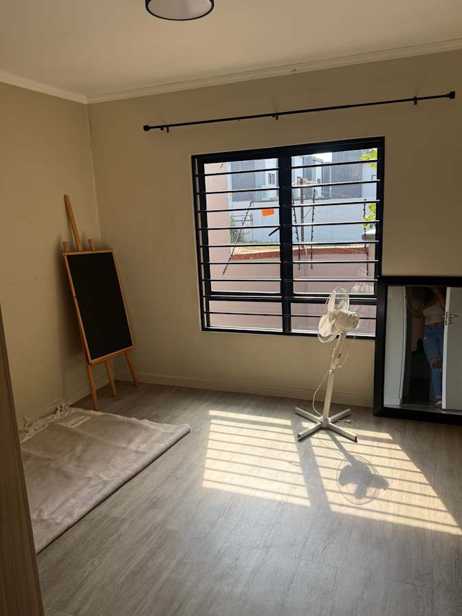 Buyolo's room
