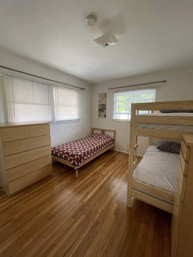 Tony's room