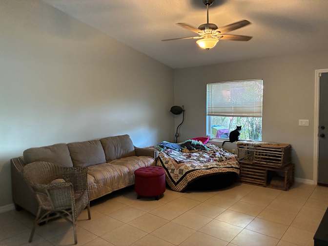 Kristin Hybers's room
