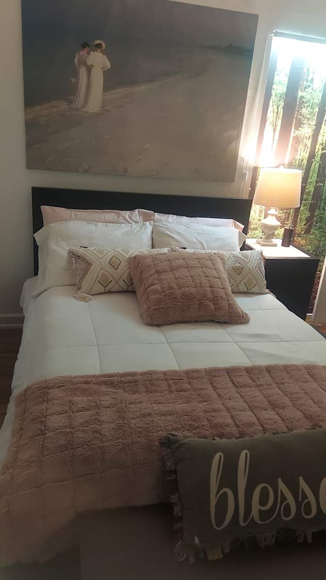 Victoria's room