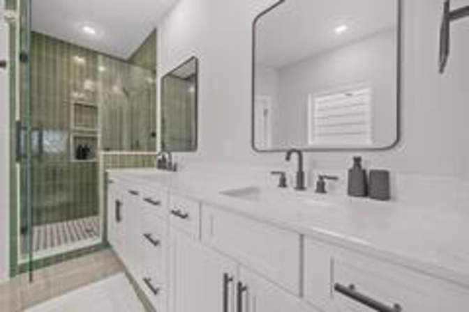 CONVENO GROUP's room