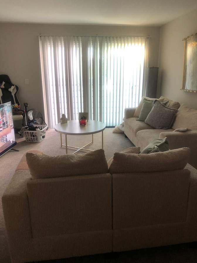 Eprada's room