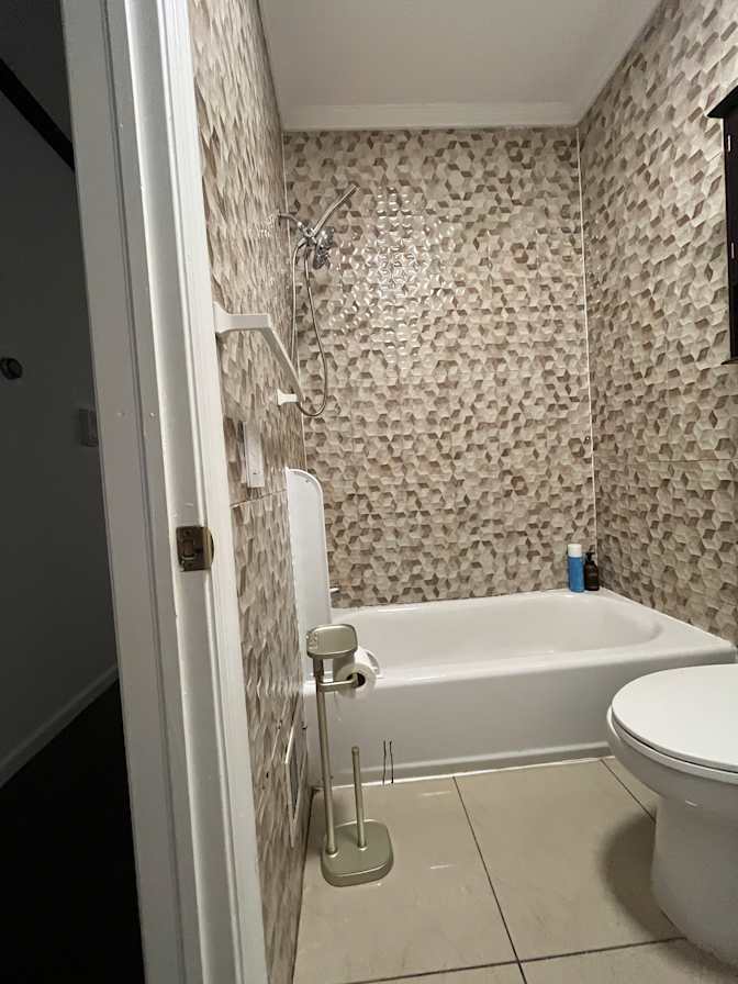 Christian Calmen's room