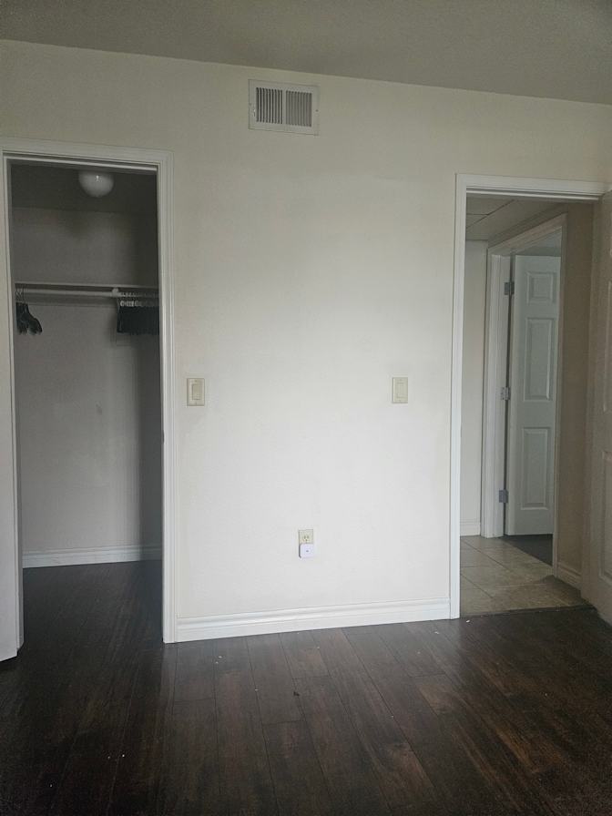 Elvin's room