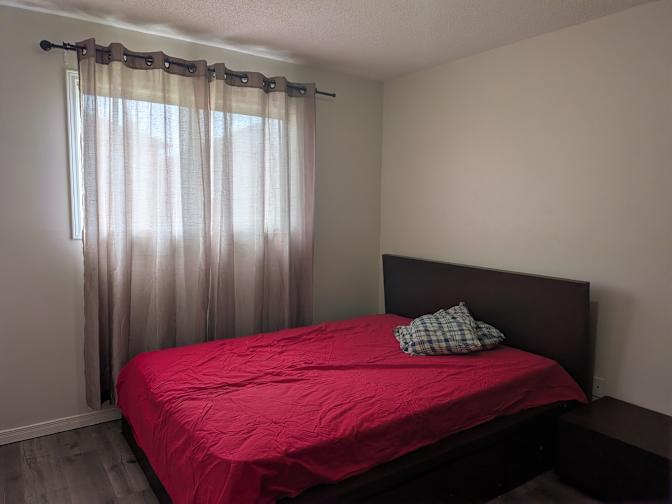 January Reiz's room