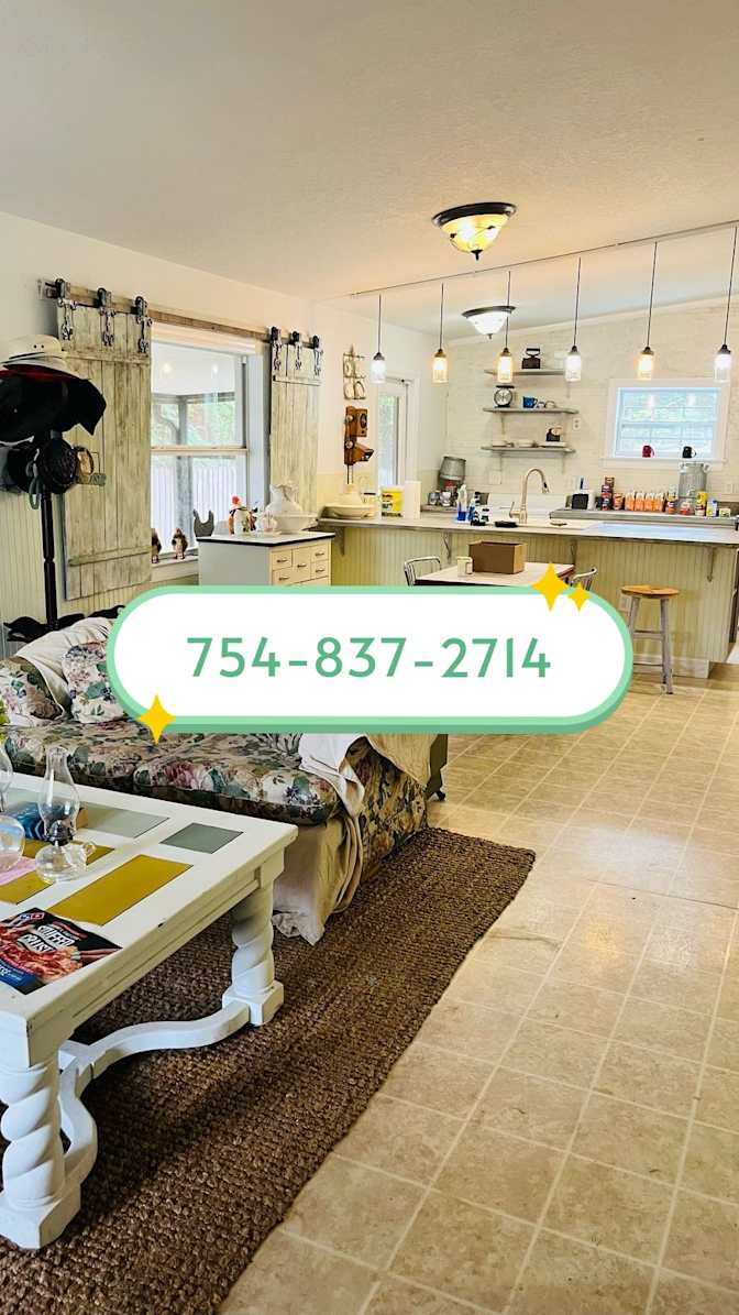rentplacestampa's room