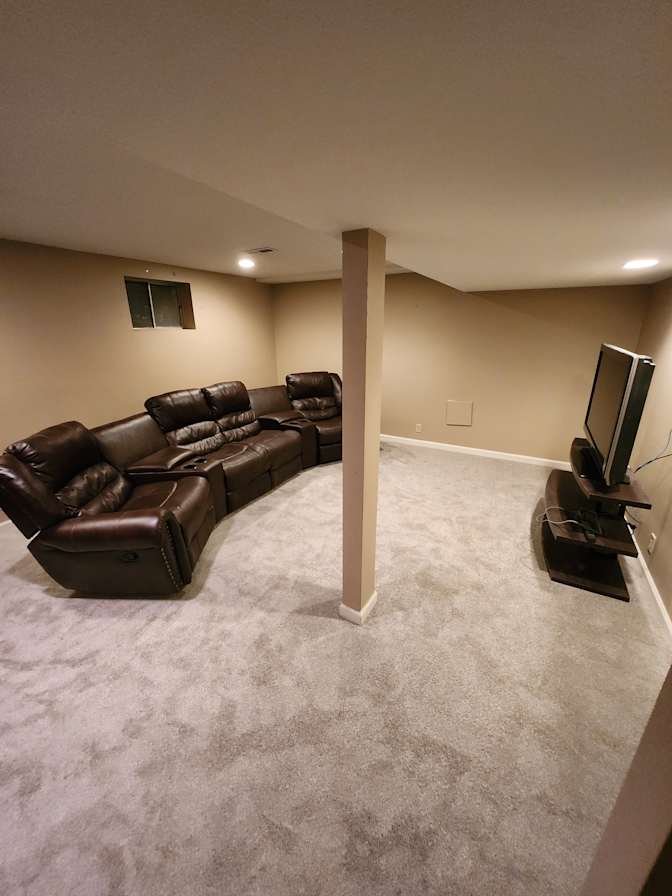 Max's room