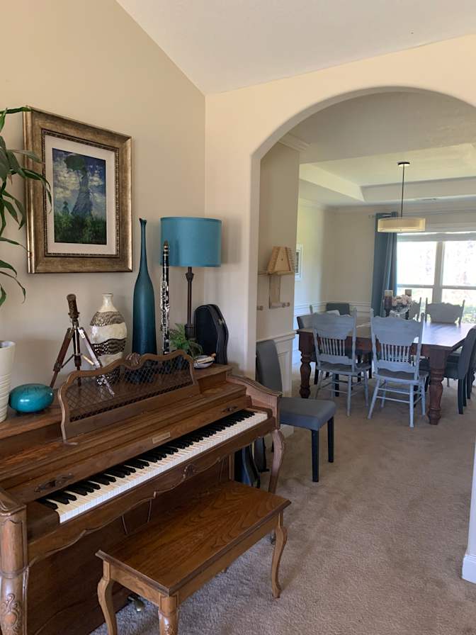 Carol Beth Mills's room