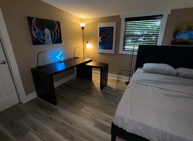 Julian Guerrero's room