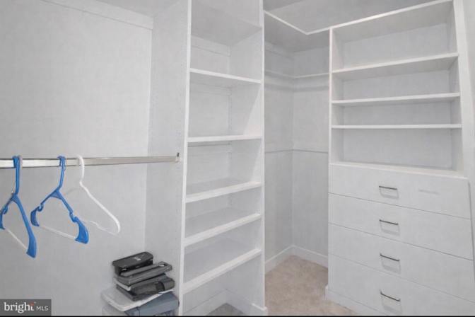 Fasil's room