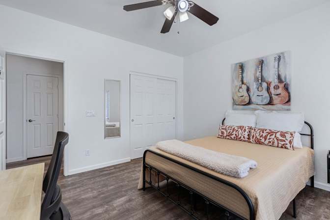 PadSplit's room