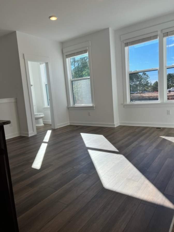 Alcove Rooms's room