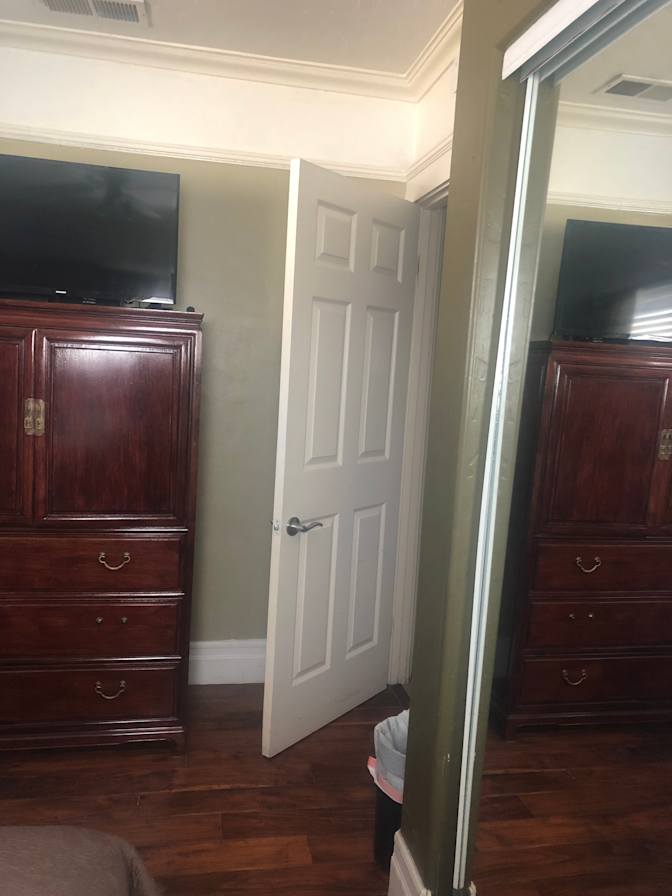 Linda's room