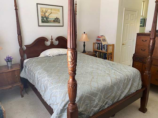 thomas's room