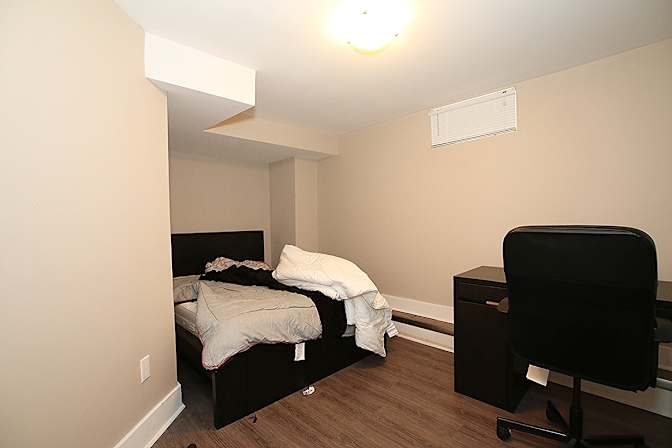 Erwin Nzia Batonga's room