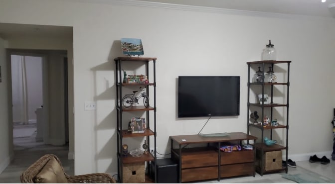 GILBERTO's room