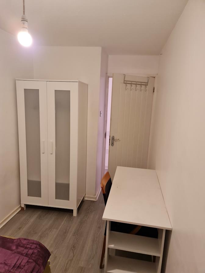 Nashaat's room