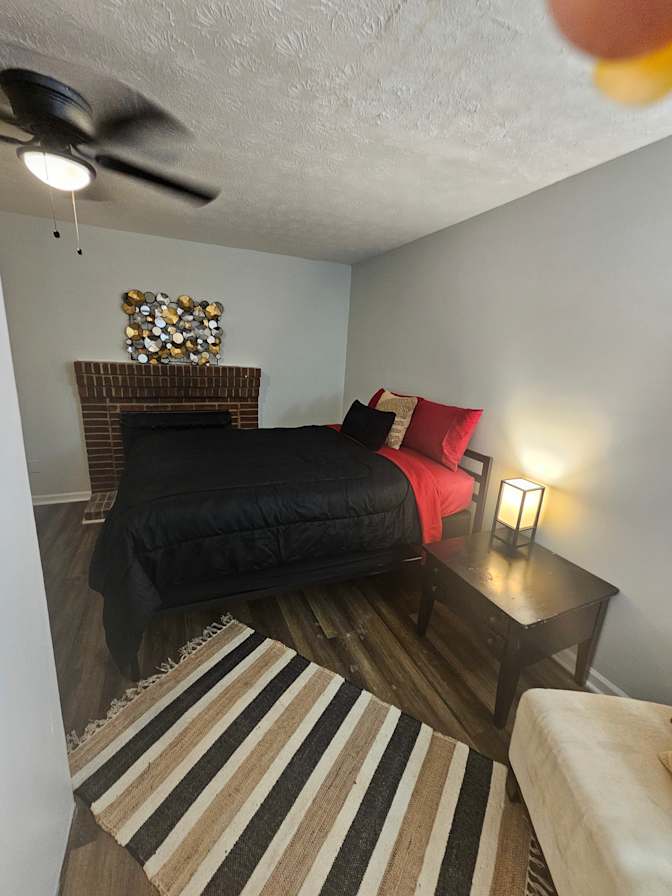 CL&C Property Management and Consulting's room