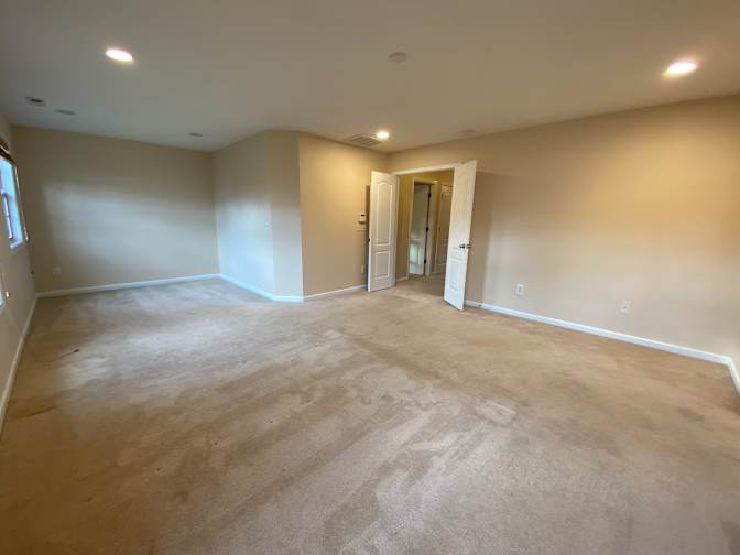 Alcove Rooms's room