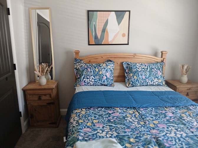 Claudy's room