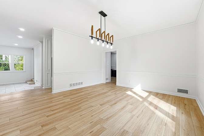 Alcove Rooms's room