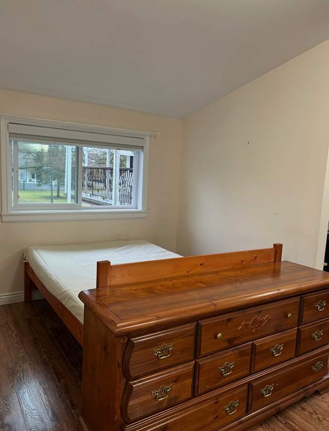 Jeanie's room