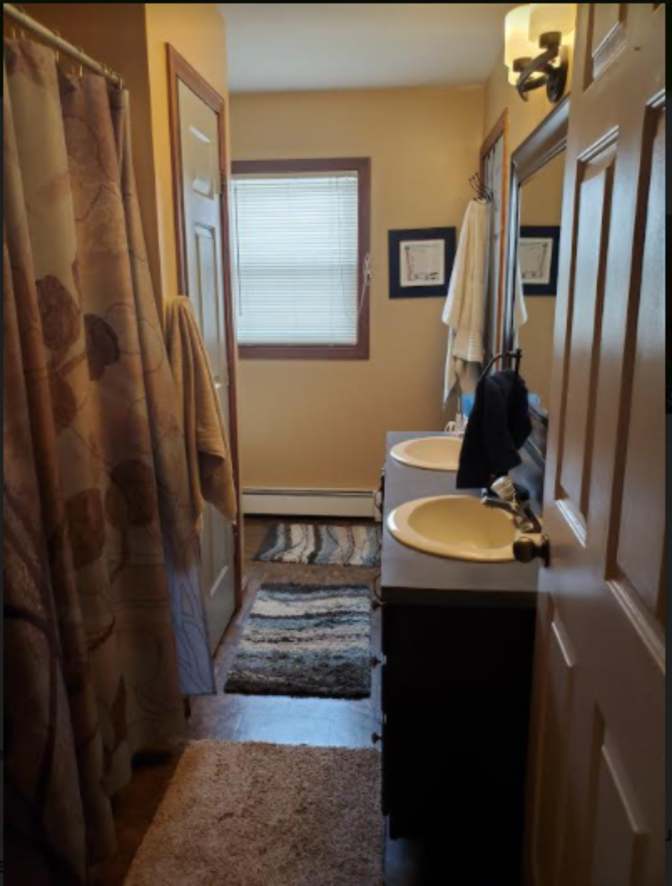 Phyllis's room