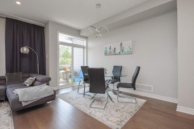 Rent In Ottawa Property Management Inc's room