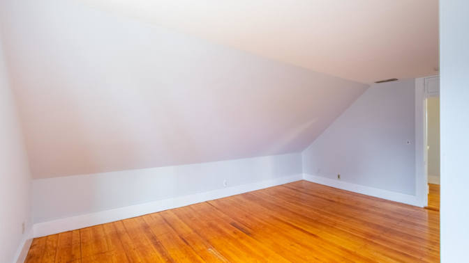 Sam June's room