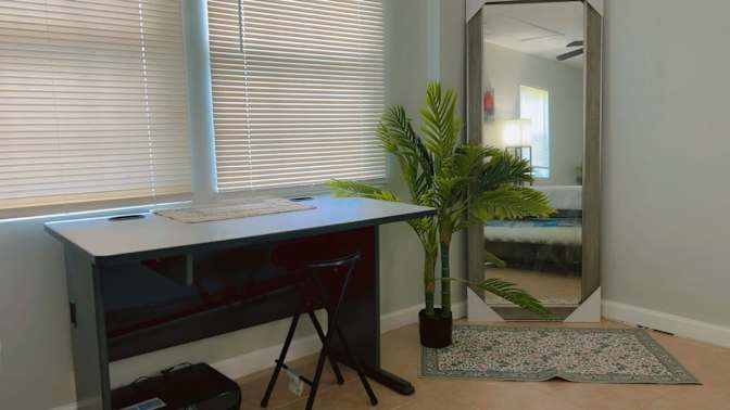Abhishek's room