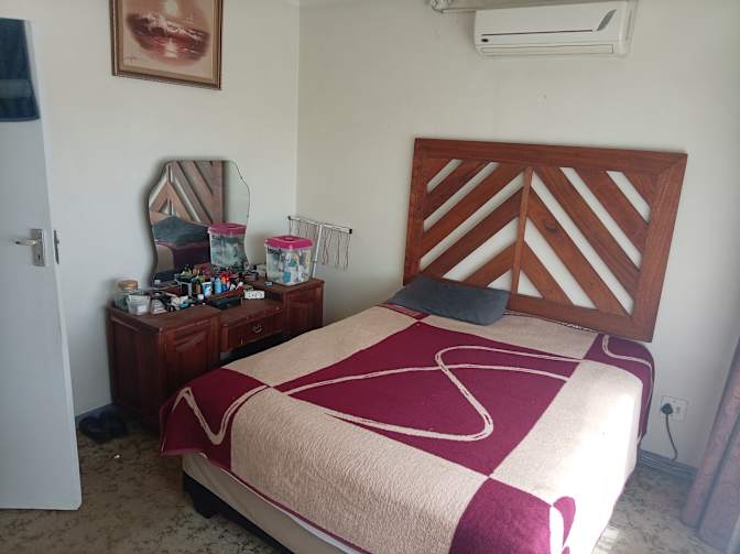 Stephan's room