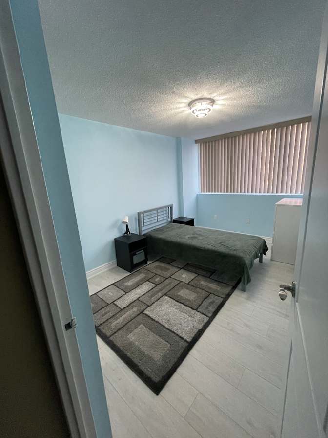 Sezgin's room