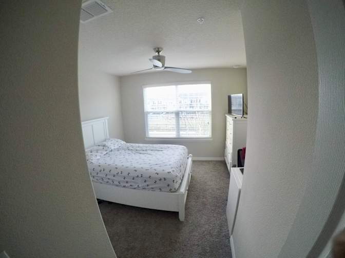 Francisco's room