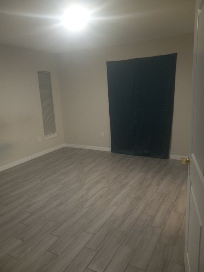 Delmar's room