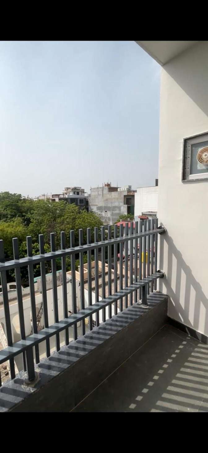 Aashna's room