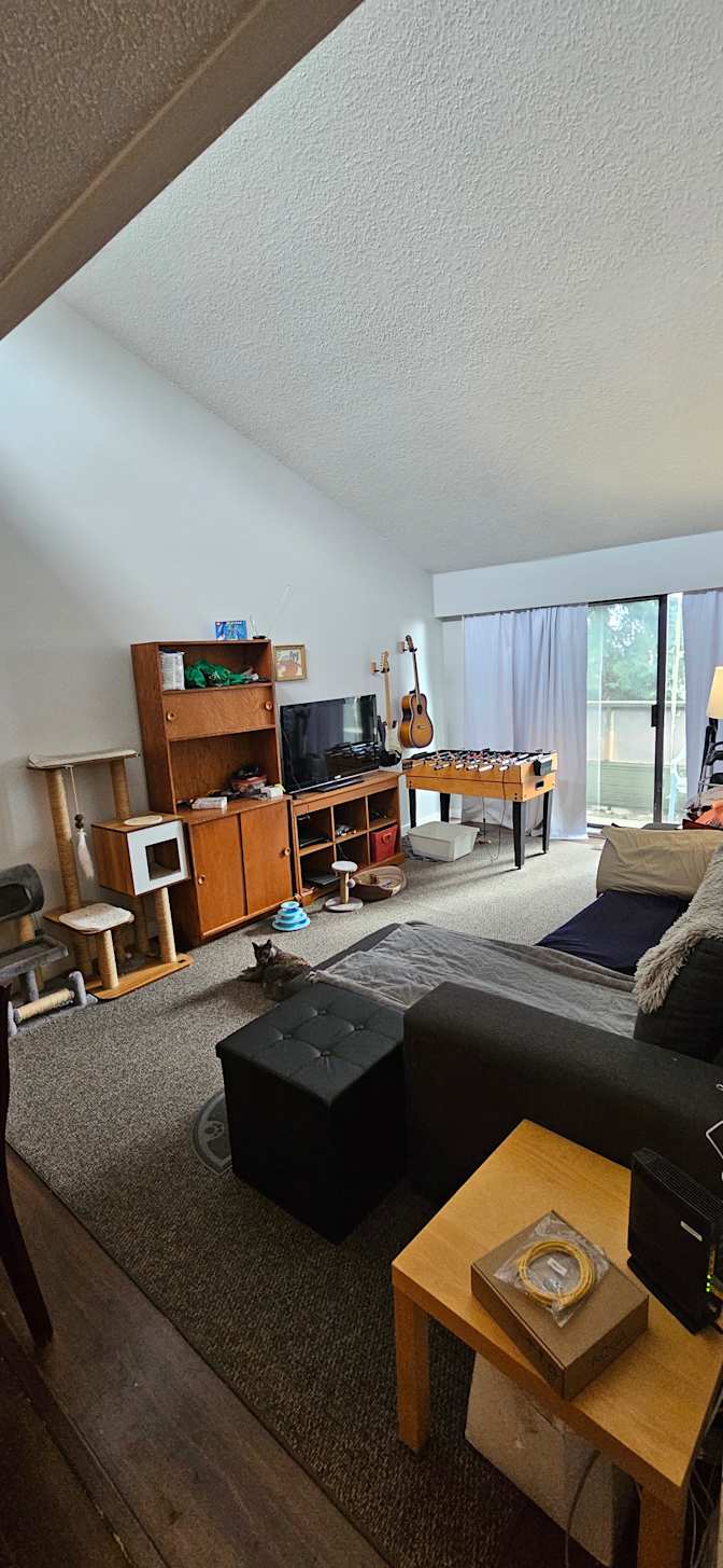 Marc Sauvageau's room