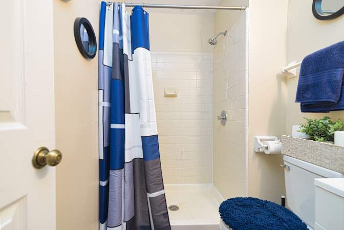 Alcove Rooms's room