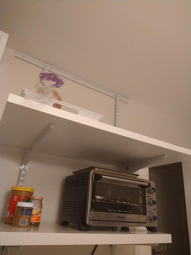 Alcove Rooms's room