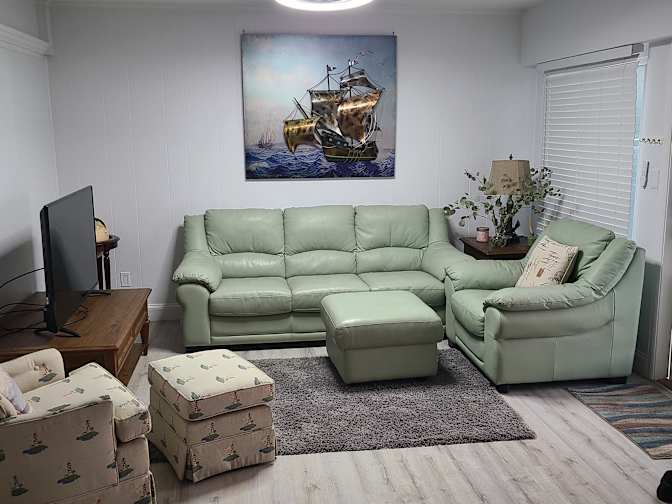 Ed's room