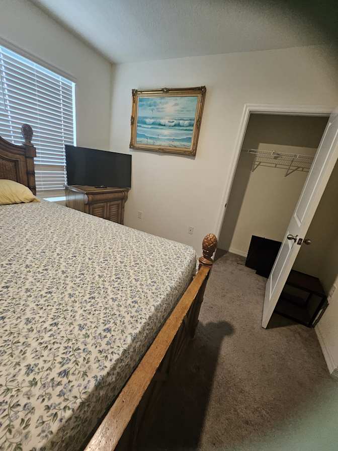 Huguette's room