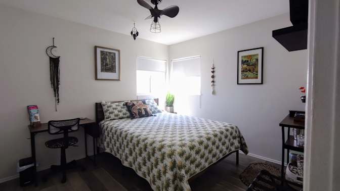 Colleen A Hanes's room