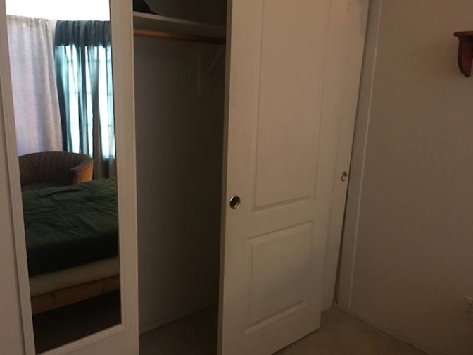 kiyoumarceFaridian's room